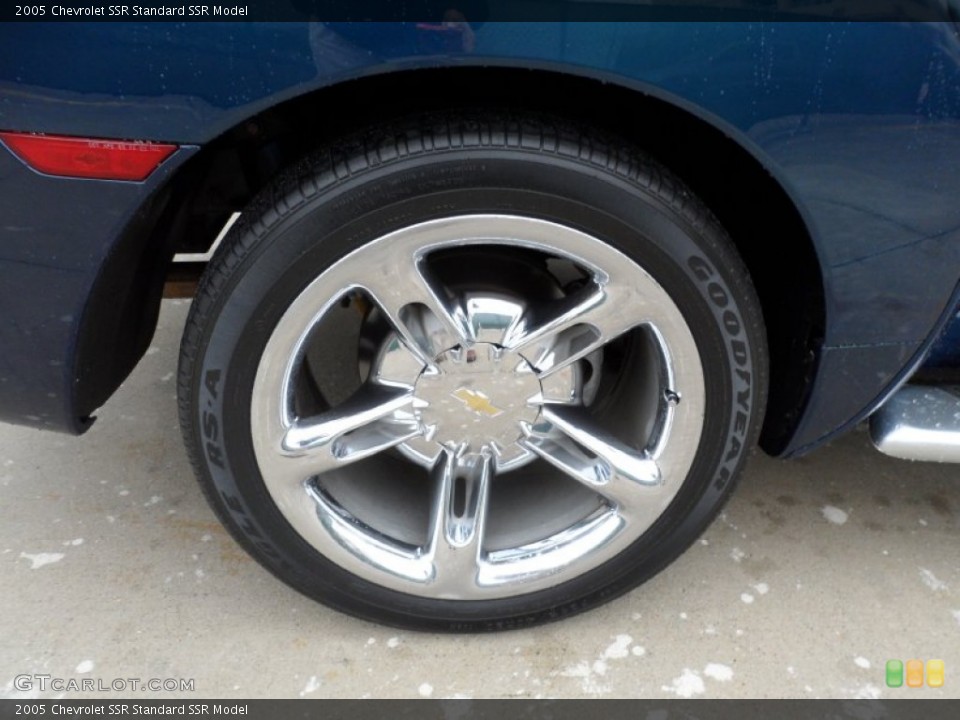 2005 Chevrolet SSR  Wheel and Tire Photo #58708967