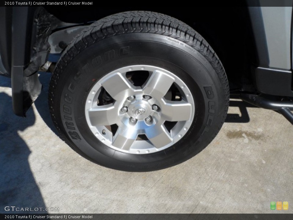 2010 Toyota FJ Cruiser  Wheel and Tire Photo #58725239
