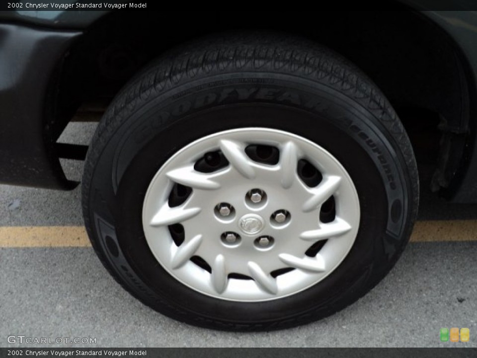 2002 Chrysler Voyager  Wheel and Tire Photo #58748655