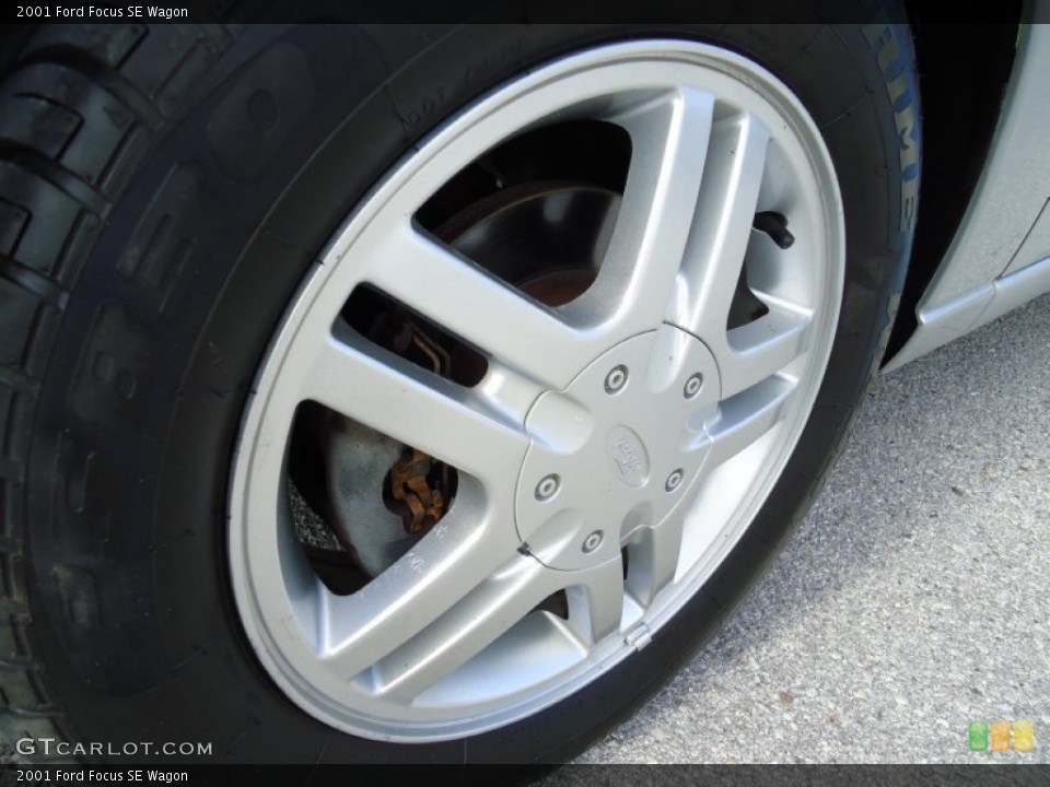 2001 Ford Focus SE Wagon Wheel and Tire Photo #58756617