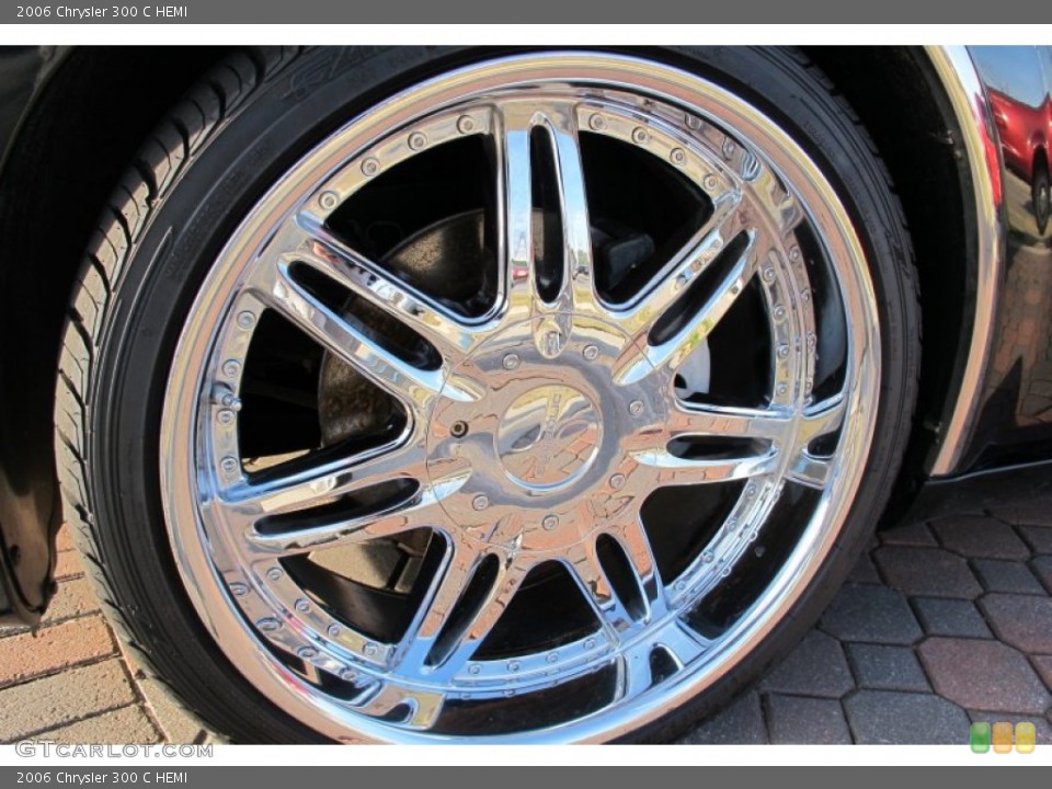 2006 Chrysler 300 Custom Wheel and Tire Photo #58804041
