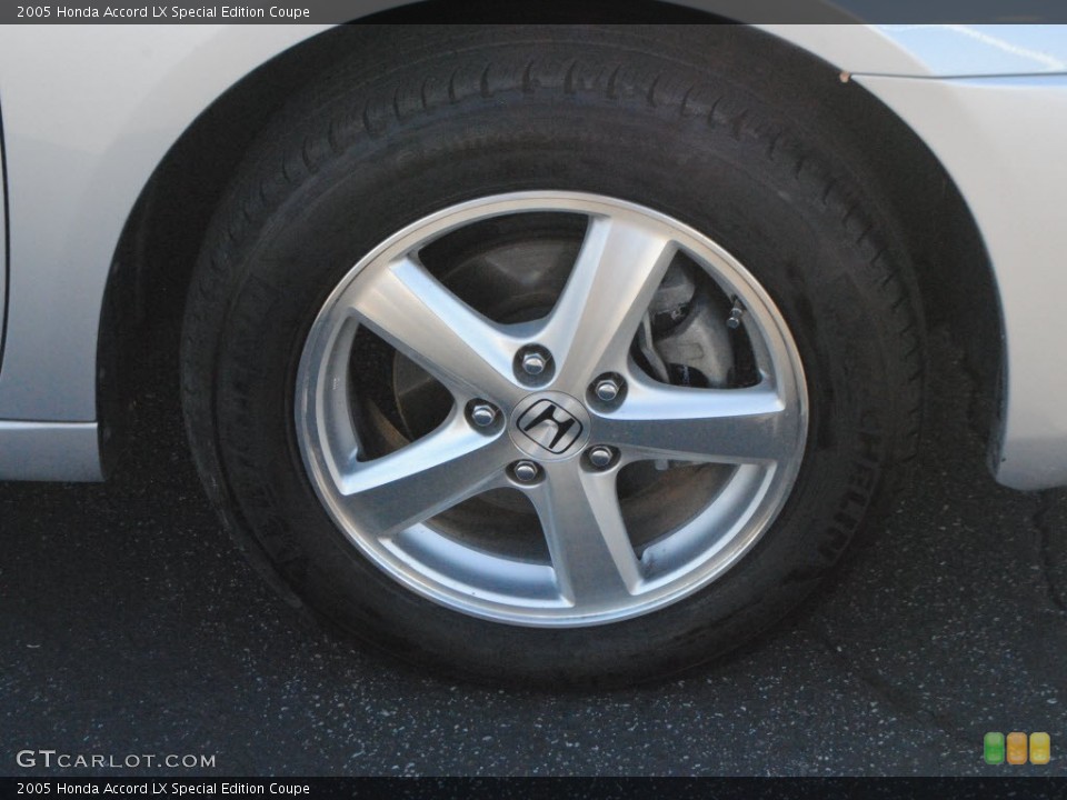 2005 Honda Accord LX Special Edition Coupe Wheel and Tire Photo #58892814