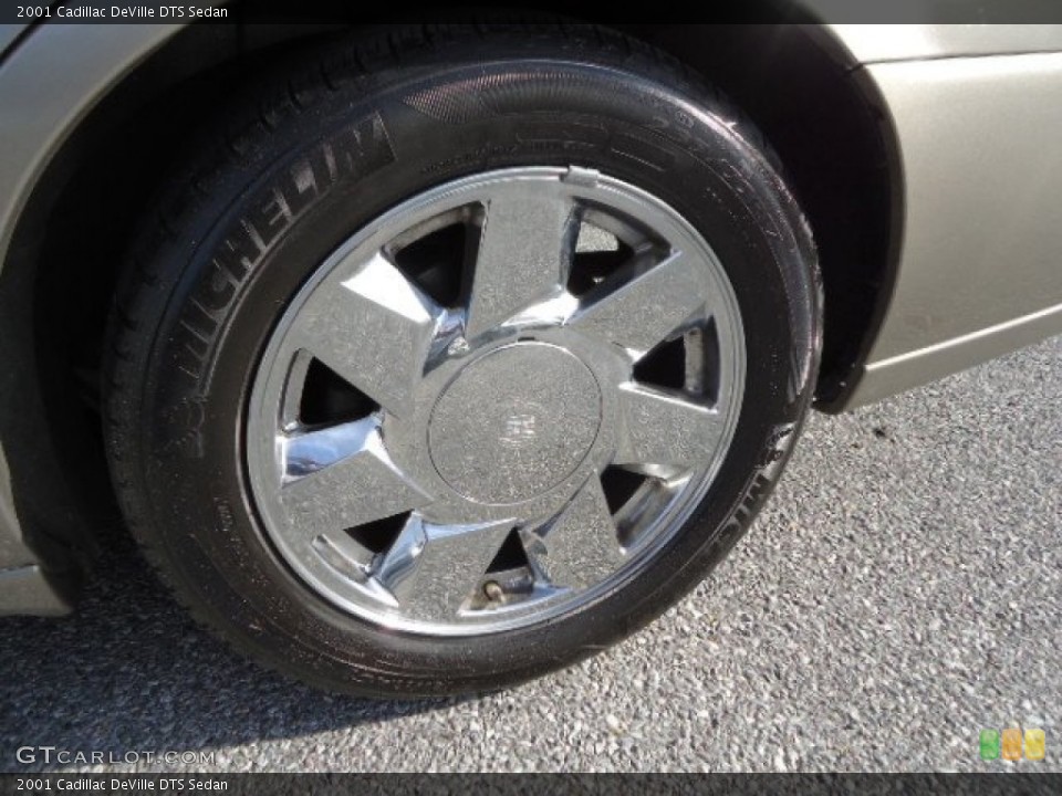 2001 Cadillac DeVille DTS Sedan Wheel and Tire Photo #58944555