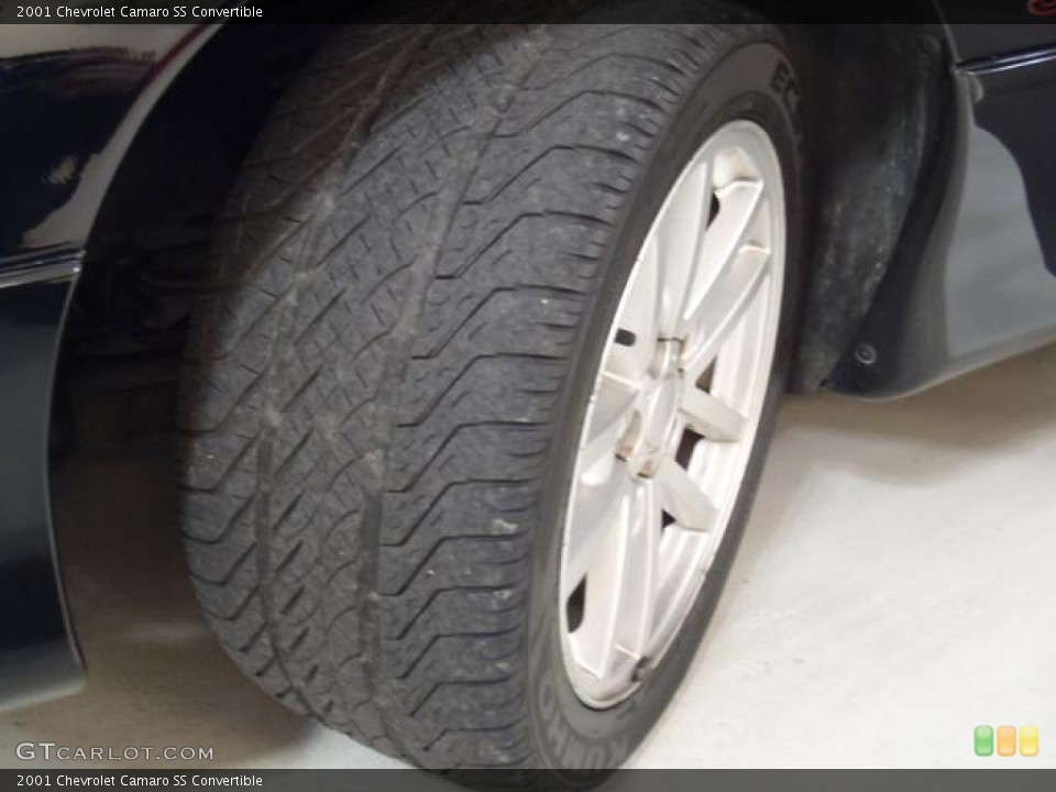 2001 Chevrolet Camaro SS Convertible Wheel and Tire Photo #58956732