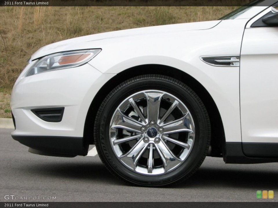 2011 Ford Taurus Limited Wheel and Tire Photo #58960518