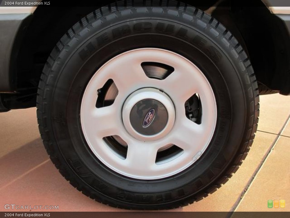 2004 Ford Expedition XLS Wheel and Tire Photo #58997326