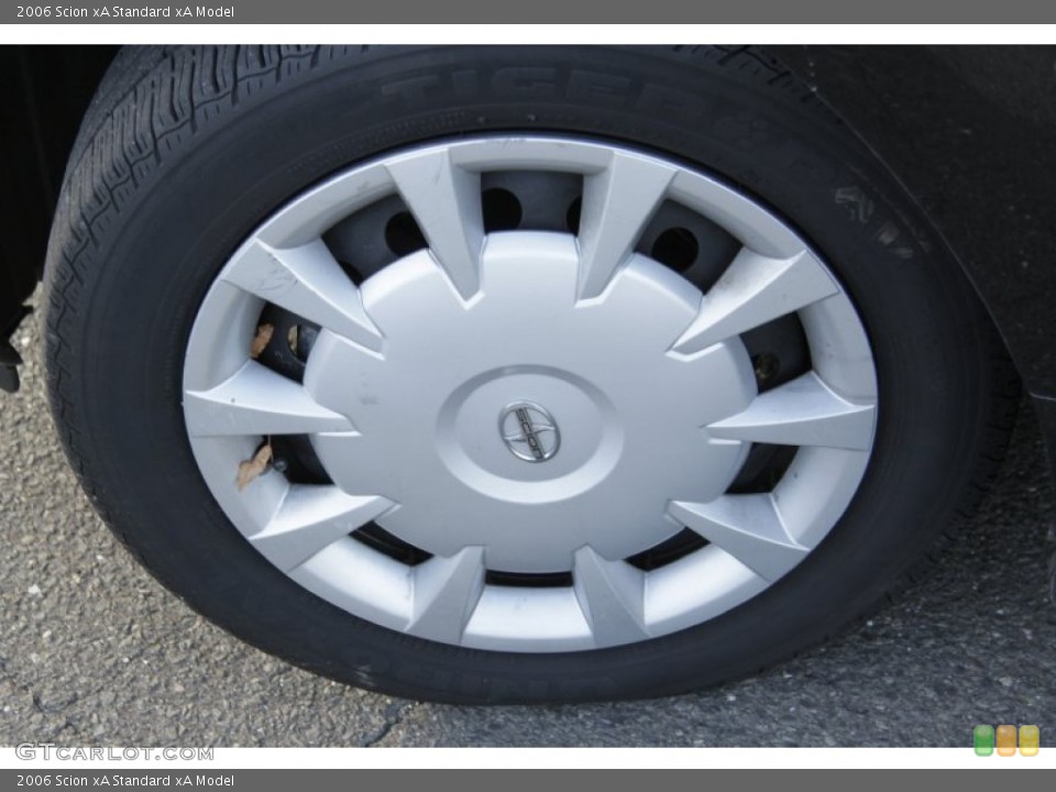 2006 Scion xA  Wheel and Tire Photo #59012654