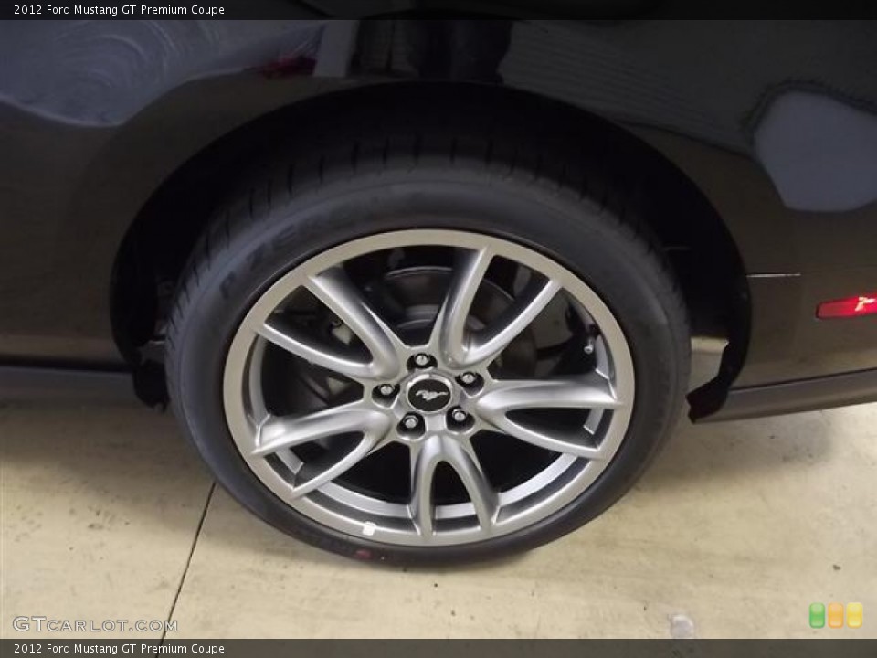 2012 Ford Mustang GT Premium Coupe Wheel and Tire Photo #59021450