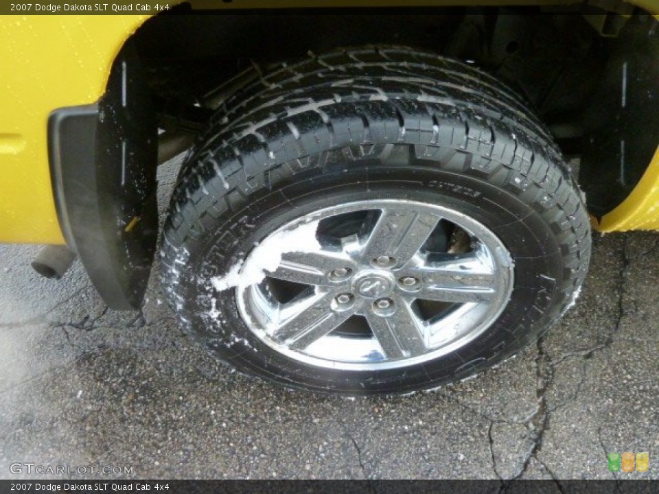 2007 Dodge Dakota SLT Quad Cab 4x4 Wheel and Tire Photo #59143604