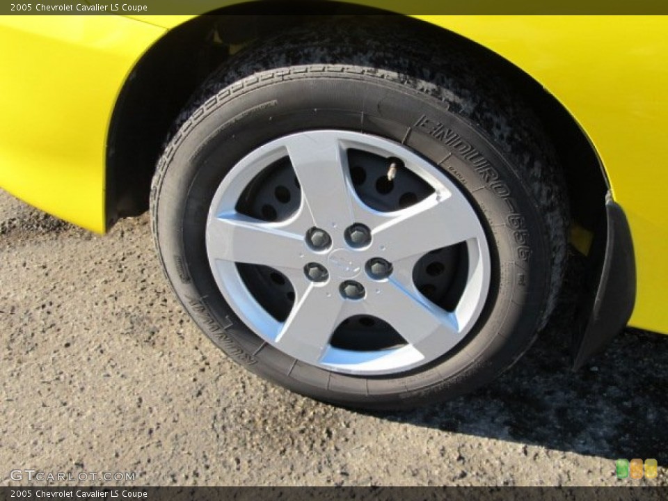 2005 Chevrolet Cavalier LS Coupe Wheel and Tire Photo #59256678