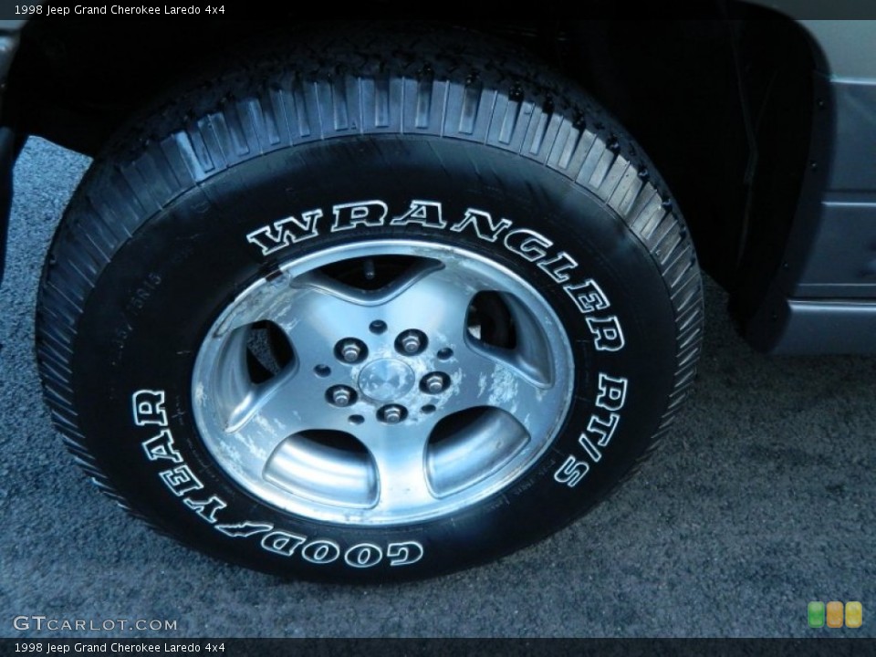 1998 Jeep Grand Cherokee Laredo 4x4 Wheel and Tire Photo #59258355