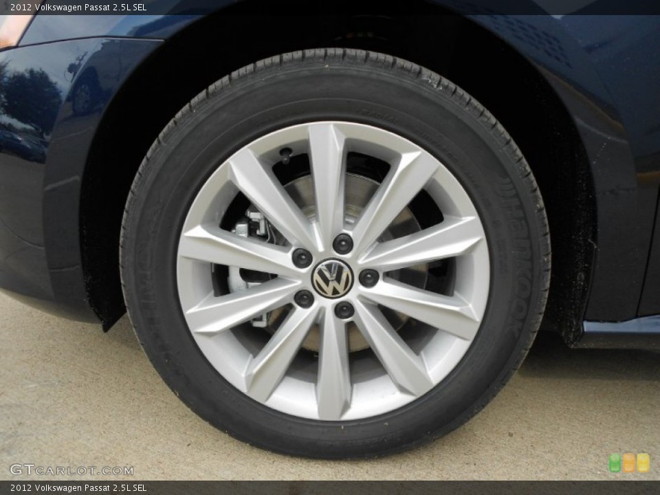 2012 Volkswagen Passat 2.5L SEL Wheel and Tire Photo #59273262