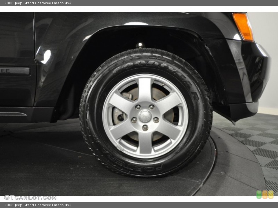 2008 Jeep Grand Cherokee Laredo 4x4 Wheel and Tire Photo #59285046