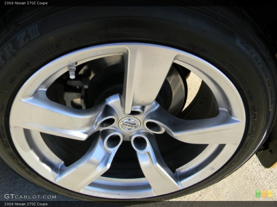 2009 Nissan 370Z Coupe Wheel and Tire Photo #59370300