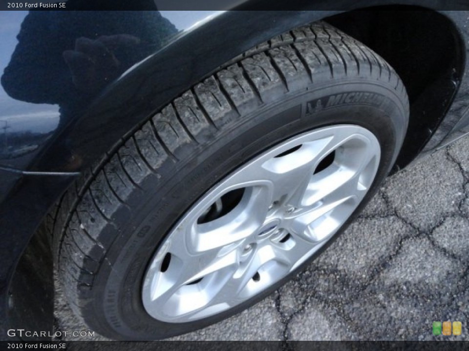 2010 Ford Fusion SE Wheel and Tire Photo #59390294