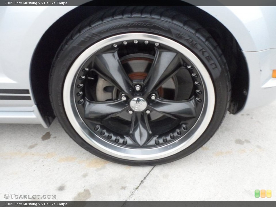 2005 Ford Mustang Custom Wheel and Tire Photo #59402105