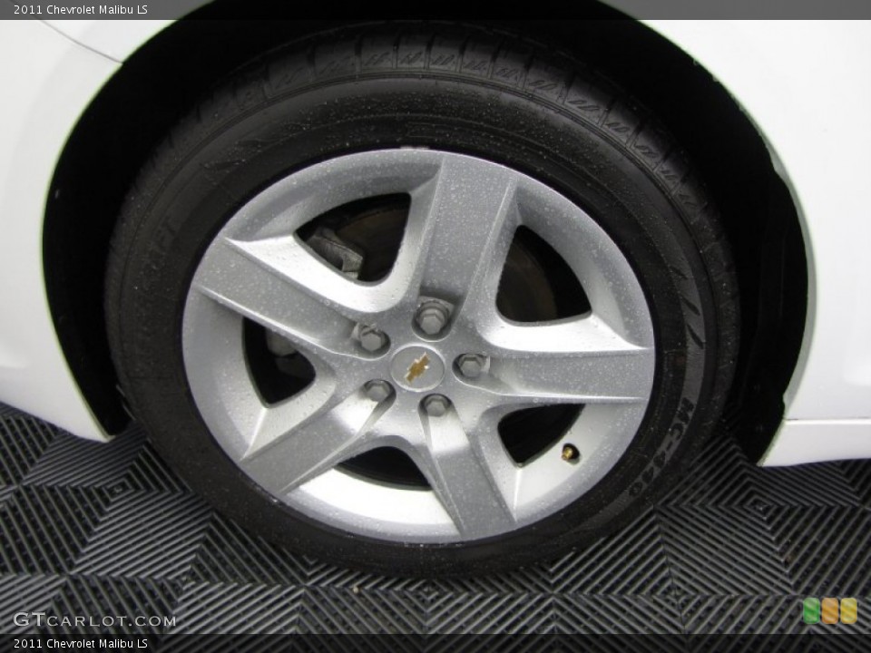 2011 Chevrolet Malibu LS Wheel and Tire Photo #59488151