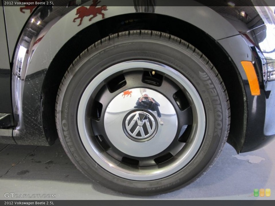 2012 Volkswagen Beetle 2.5L Wheel and Tire Photo #59625174