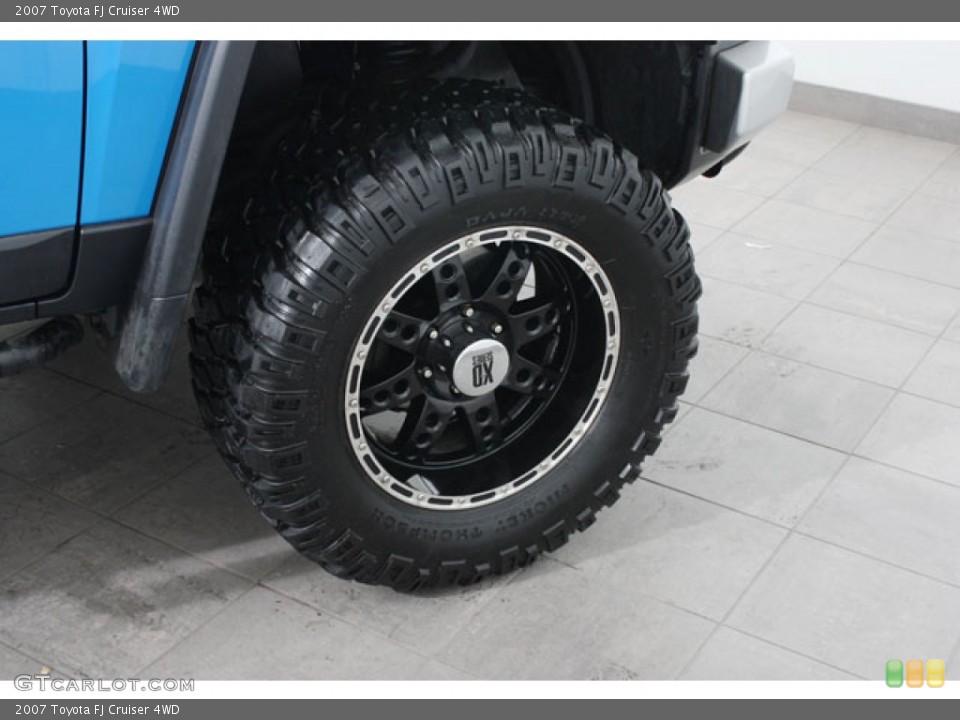 2007 Toyota FJ Cruiser Custom Wheel and Tire Photo #59656538