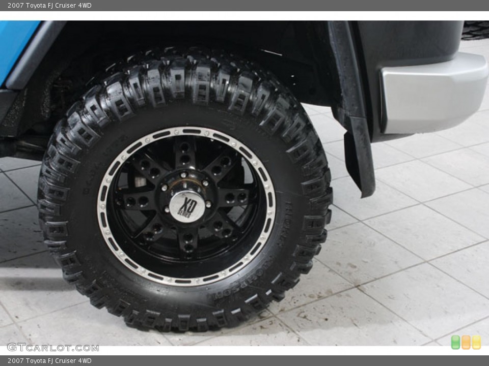 2007 Toyota FJ Cruiser Custom Wheel and Tire Photo #59656547