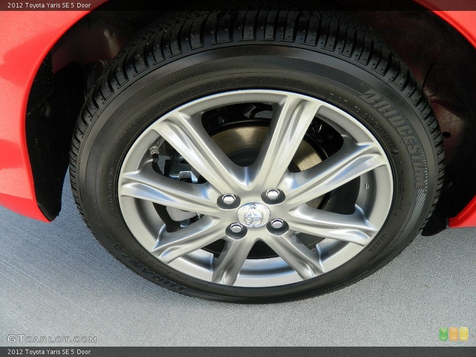 2012 Toyota Yaris SE 5 Door Wheel and Tire Photo #59666460