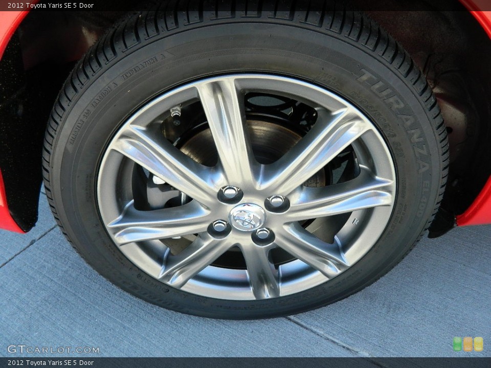 2012 Toyota Yaris SE 5 Door Wheel and Tire Photo #59676733