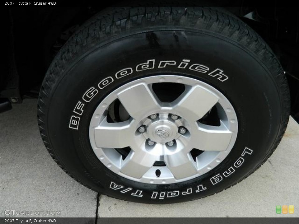 2007 Toyota FJ Cruiser 4WD Wheel and Tire Photo #59677699