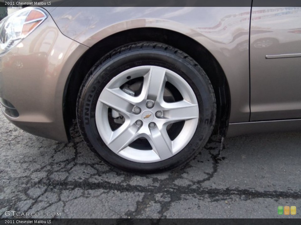 2011 Chevrolet Malibu LS Wheel and Tire Photo #59706696