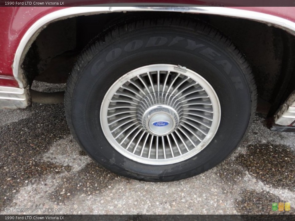 1990 Ford LTD Crown Victoria LX Wheel and Tire Photo #59720154