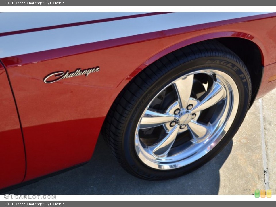 2011 Dodge Challenger R/T Classic Wheel and Tire Photo #59734356