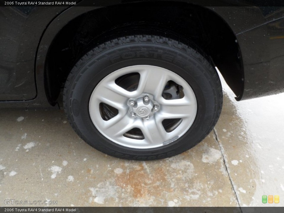 2006 Toyota RAV4  Wheel and Tire Photo #59769608