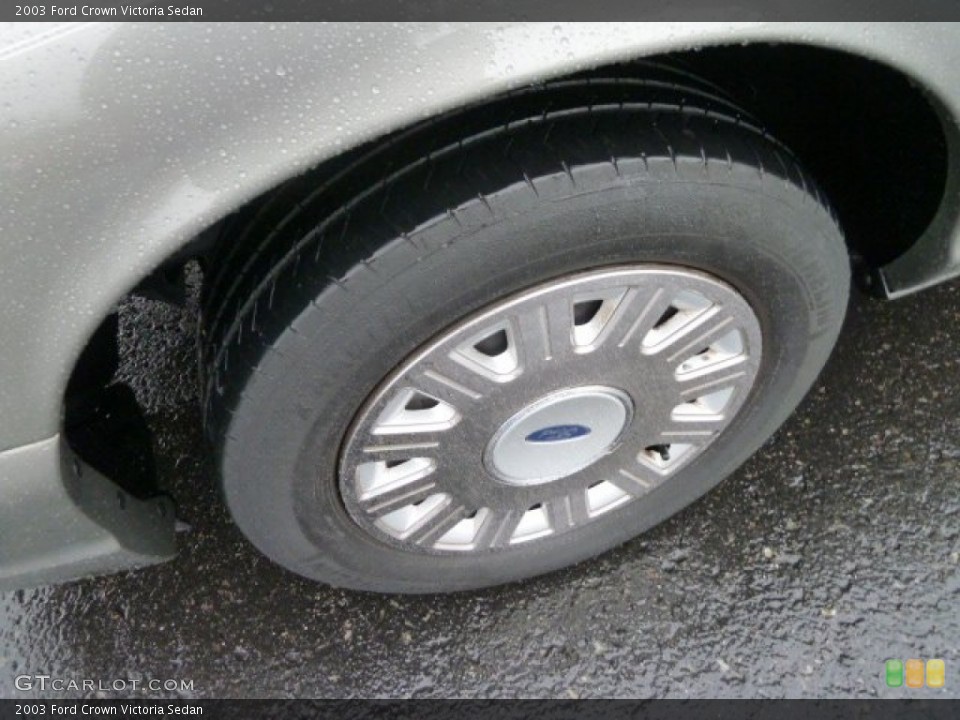 2003 Ford Crown Victoria Sedan Wheel and Tire Photo #59787347