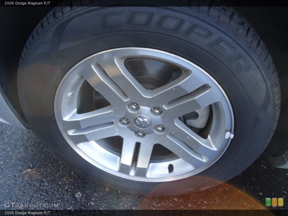 2006 Dodge Magnum R/T Wheel and Tire Photo #59811928