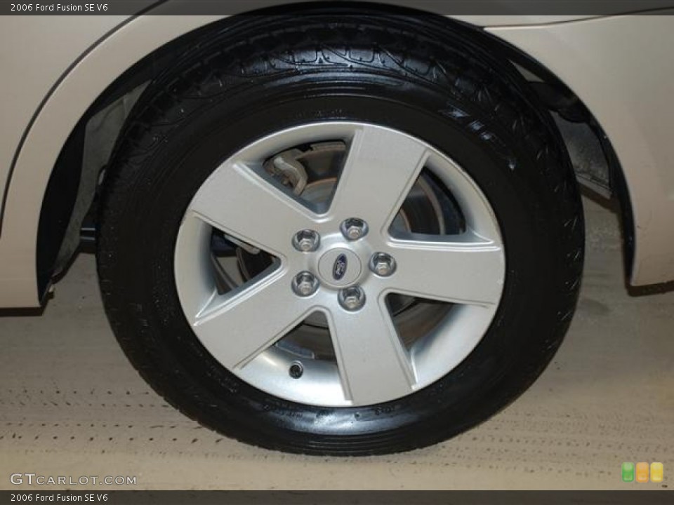 2006 Ford Fusion SE V6 Wheel and Tire Photo #59820230