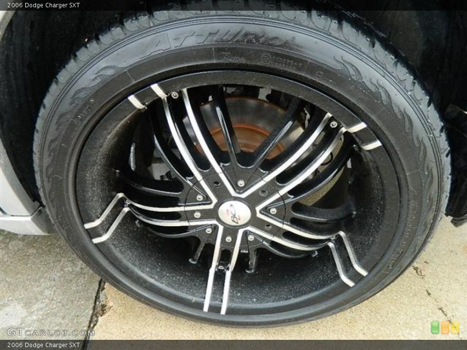 2006 Dodge Charger Custom Wheel and Tire Photo #59846148