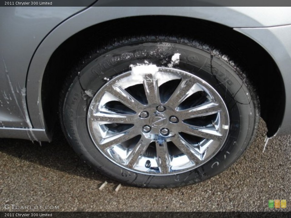 2011 Chrysler 300 Limited Wheel and Tire Photo #59862606