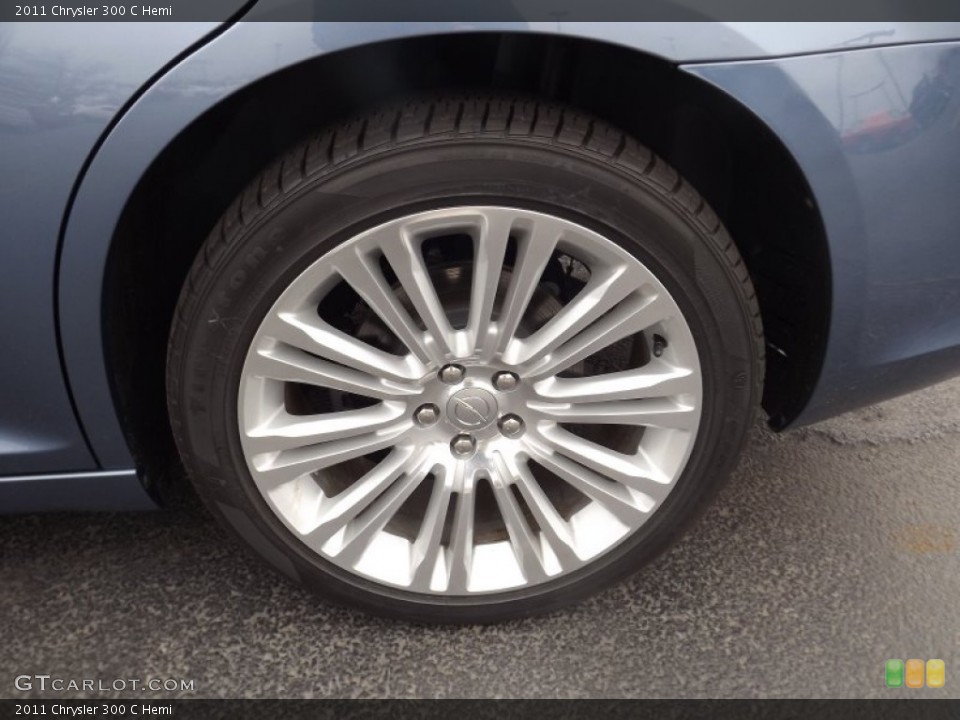 2011 Chrysler 300 C Hemi Wheel and Tire Photo #59910227