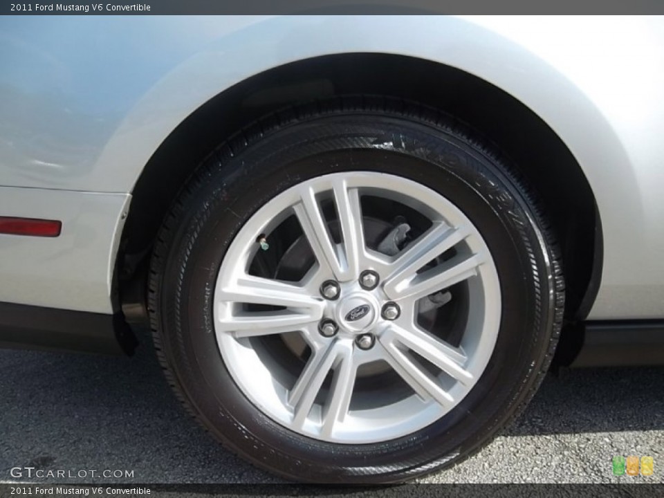 2011 Ford Mustang V6 Convertible Wheel and Tire Photo #59986865