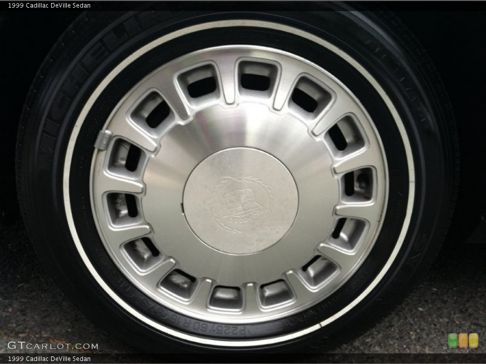 1999 Cadillac DeVille Sedan Wheel and Tire Photo #59996141