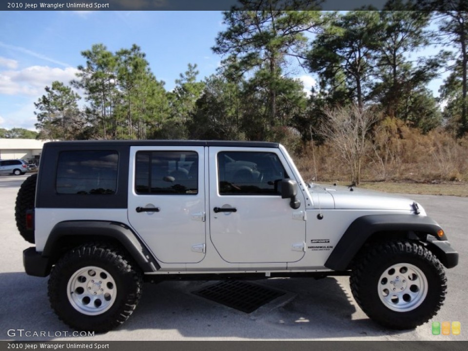 2010 Jeep Wrangler Unlimited Custom Wheel and Tire Photo #60032695