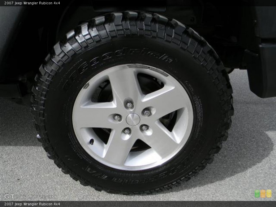 2007 Jeep Wrangler Rubicon 4x4 Wheel and Tire Photo #60082047