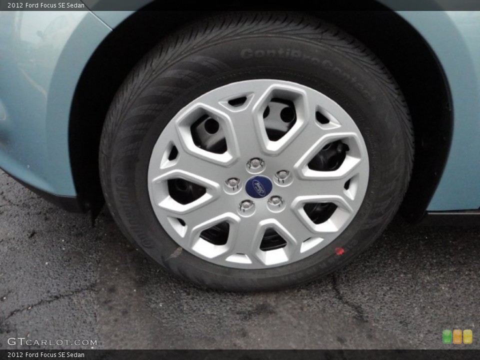 2012 Ford Focus SE Sedan Wheel and Tire Photo #60092235
