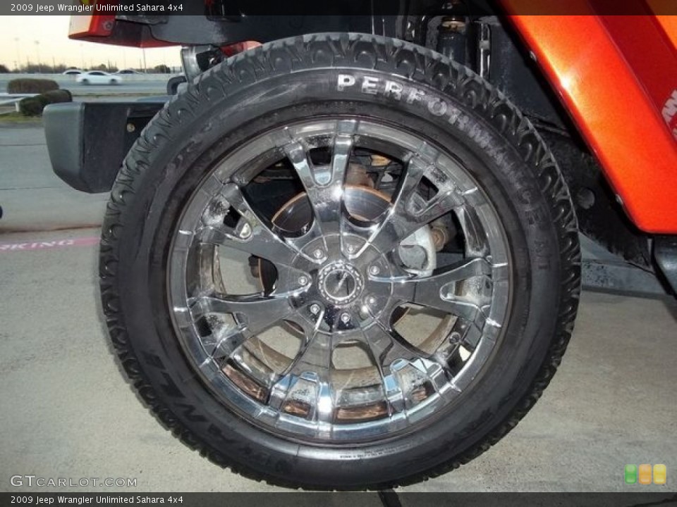 2009 Jeep Wrangler Unlimited Custom Wheel and Tire Photo #60129684