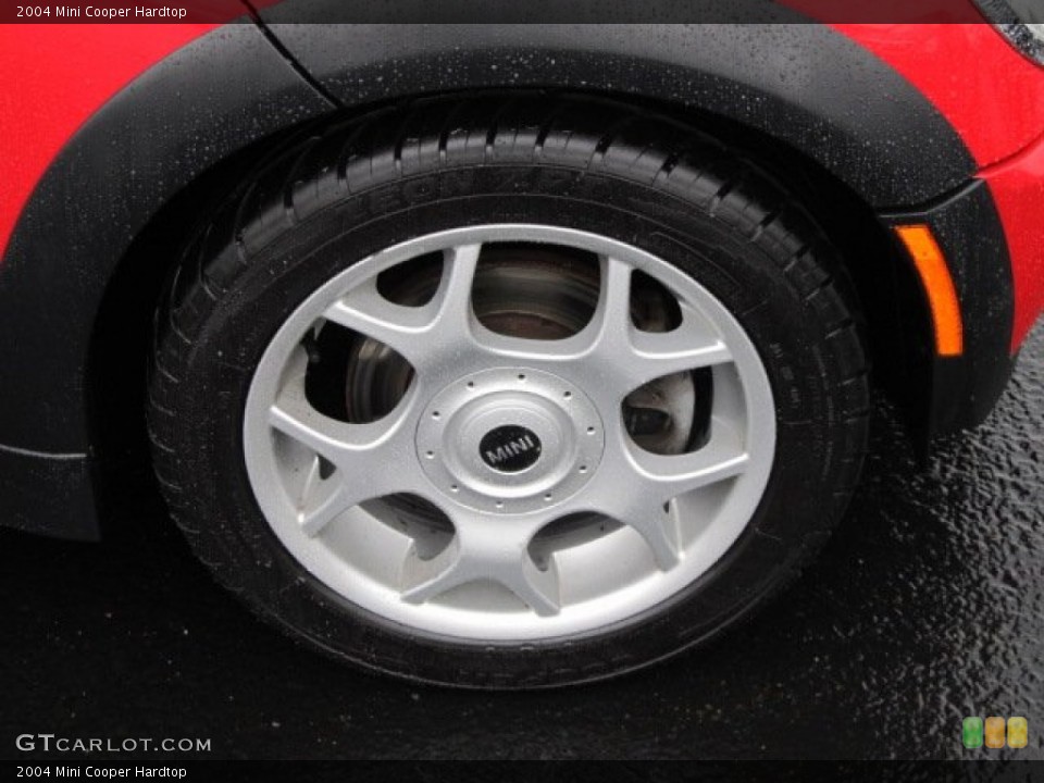 2004 Mini Cooper Hardtop Wheel and Tire Photo #60217342