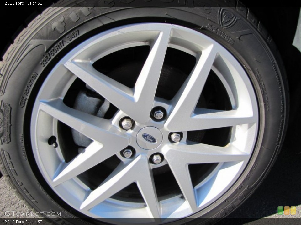 2010 Ford Fusion SE Wheel and Tire Photo #60266180