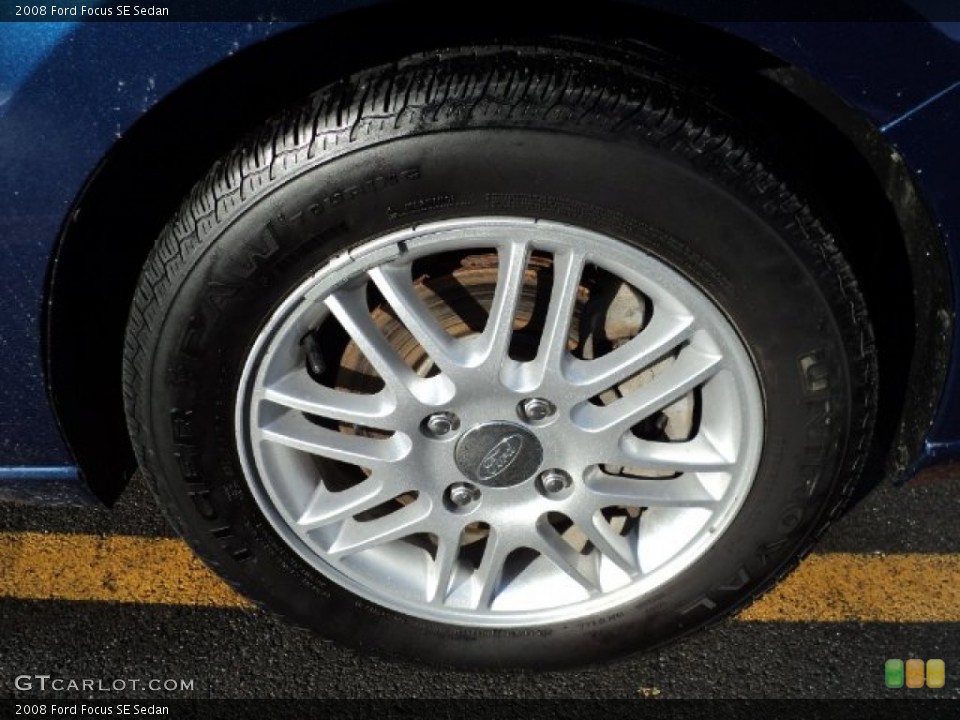 2008 Ford Focus SE Sedan Wheel and Tire Photo #60423017
