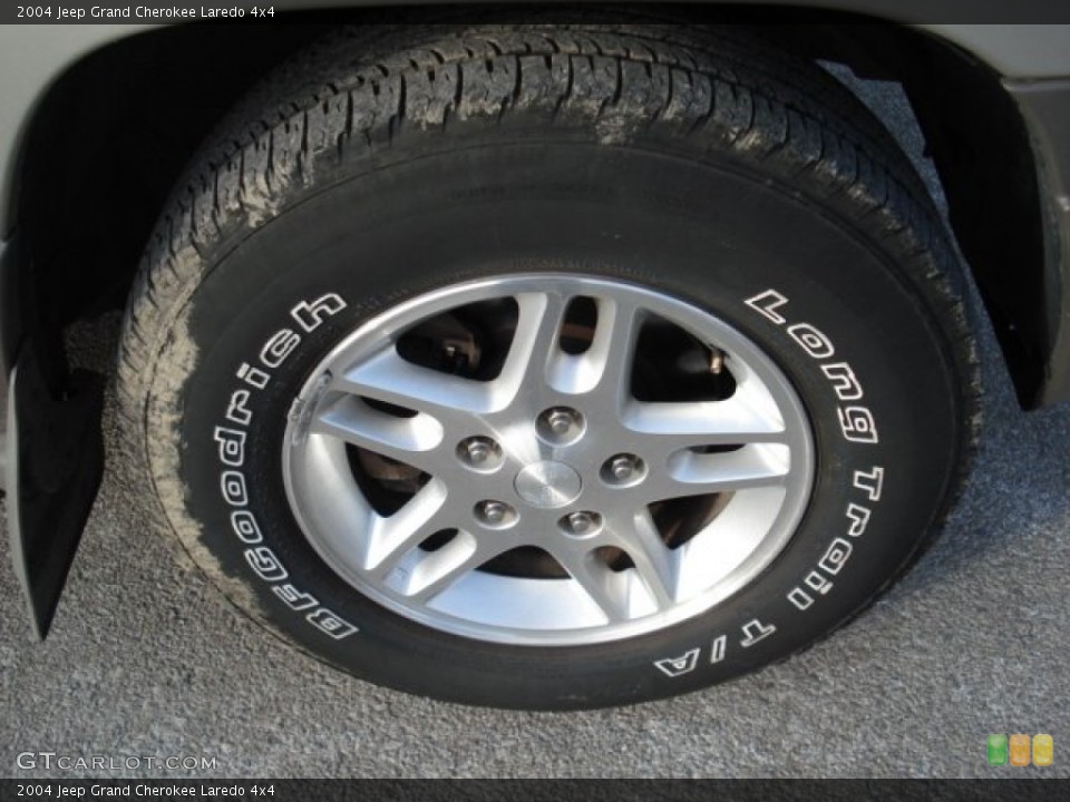 2004 Jeep Grand Cherokee Laredo 4x4 Wheel and Tire Photo #60440858