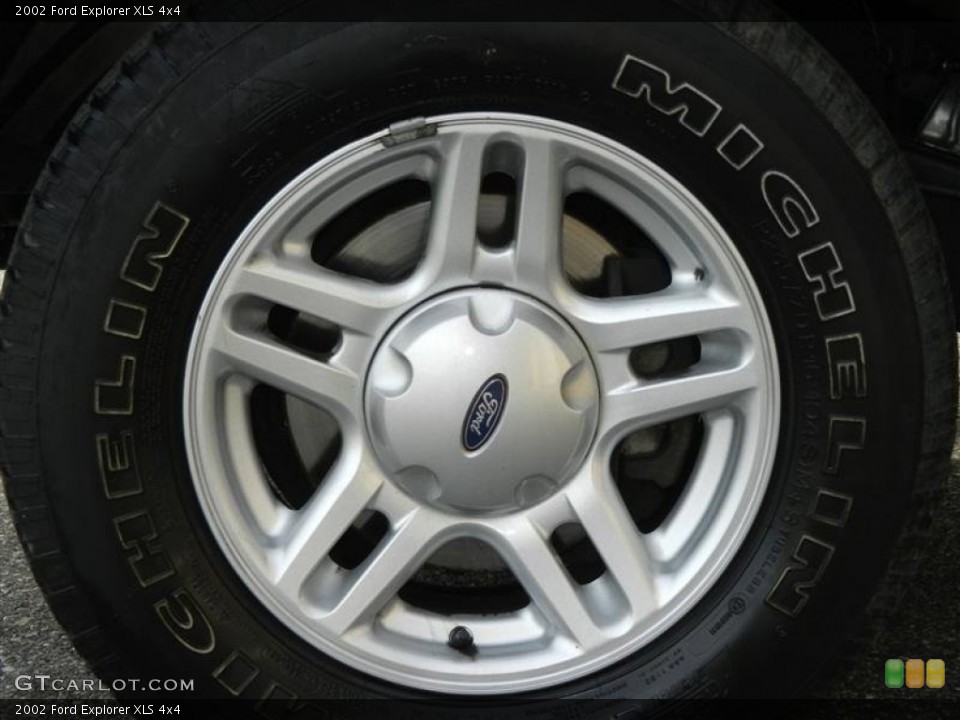 2002 Ford Explorer XLS 4x4 Wheel and Tire Photo #60541257
