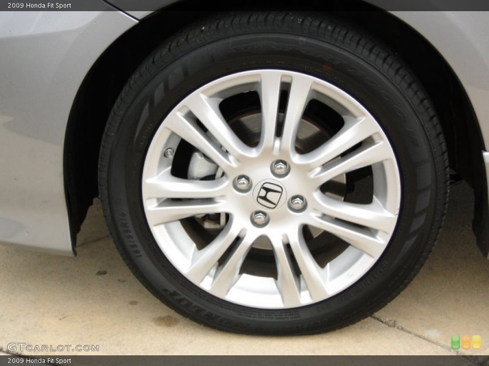 2009 Honda Fit Sport Wheel and Tire Photo #60549358