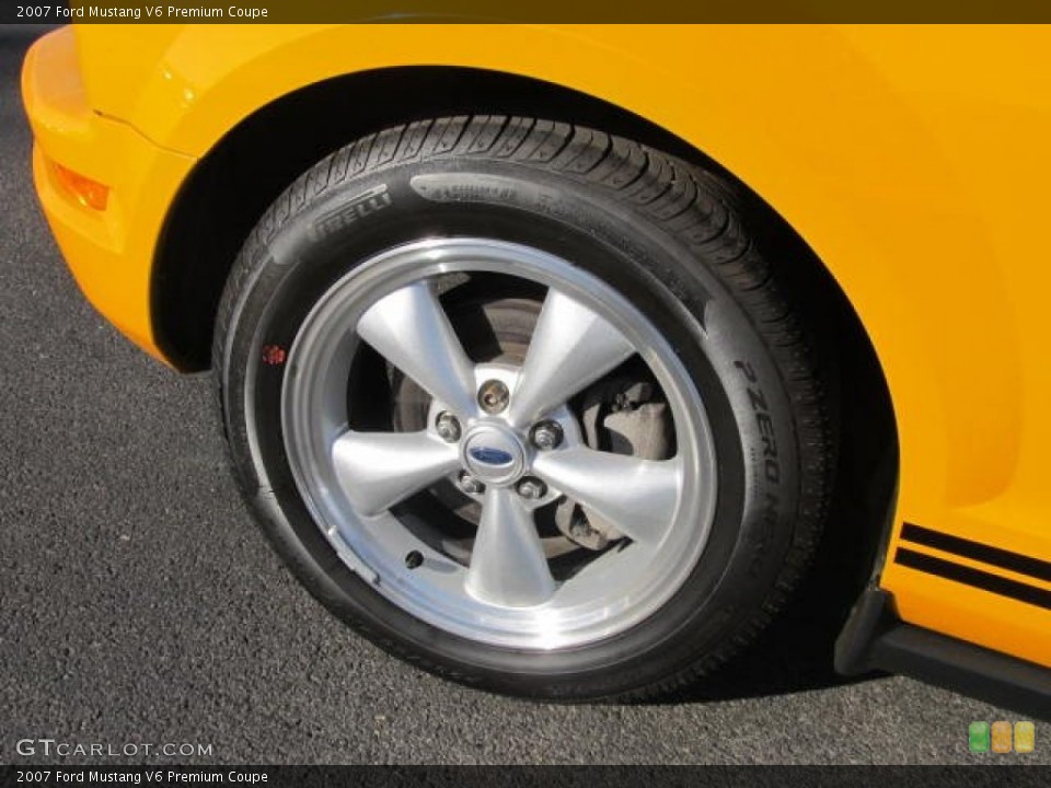 2007 Ford Mustang V6 Premium Coupe Wheel and Tire Photo #60563813